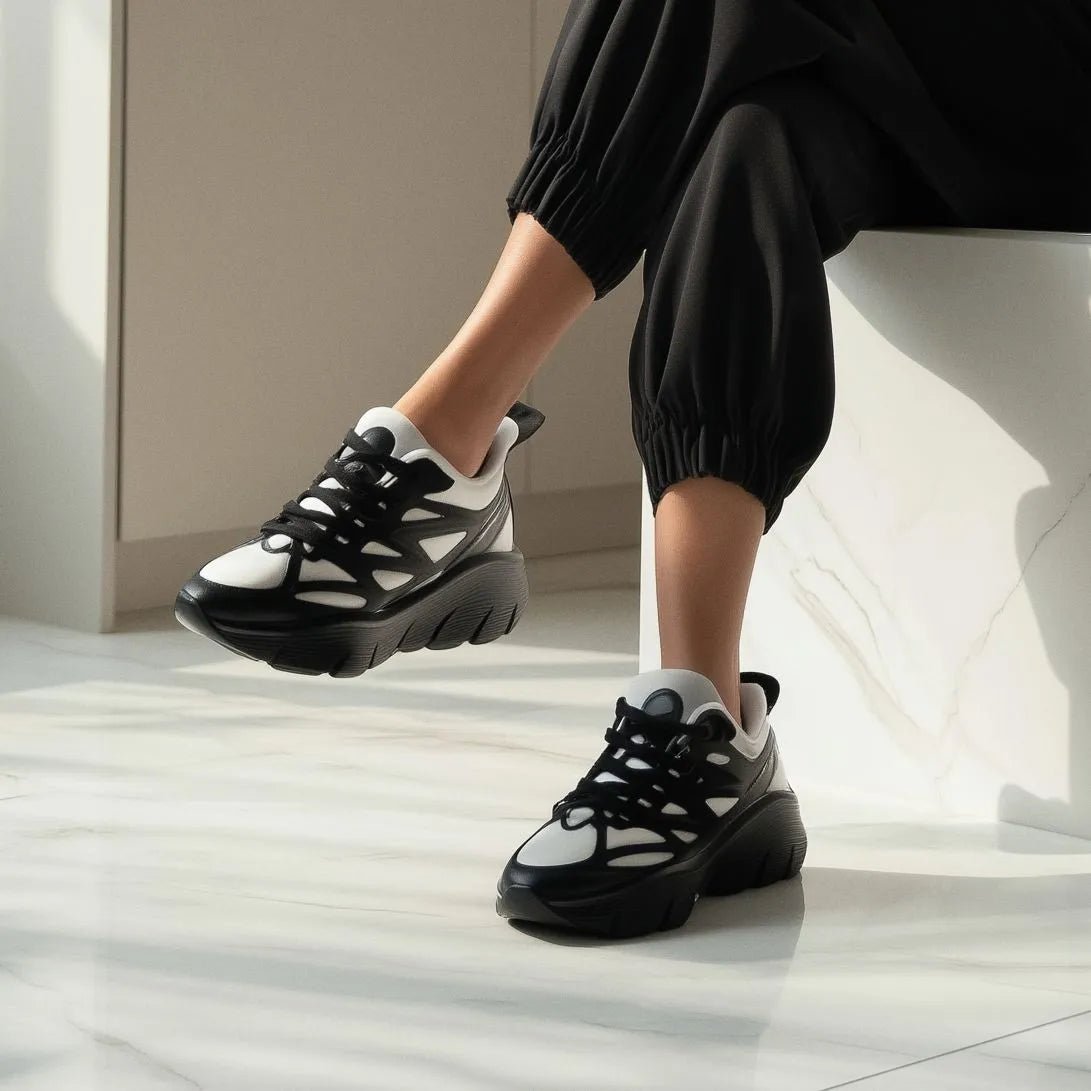 Ortho Balance™ M258-Black/White-36 Omega Walk