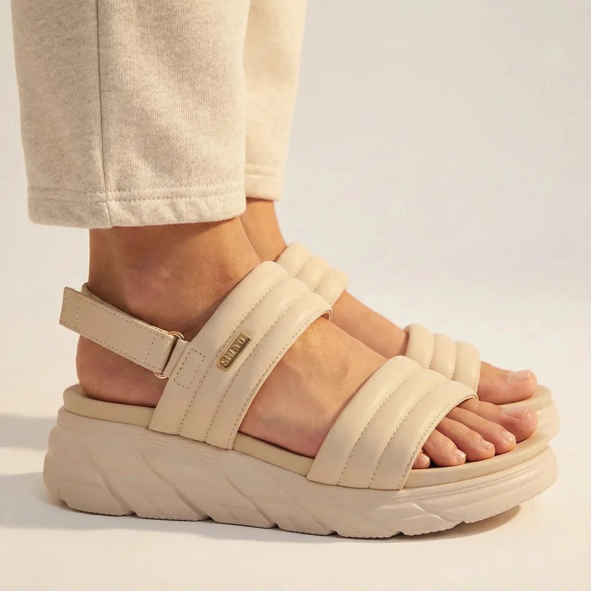 AlignM275-Off-White-35Omega Walk