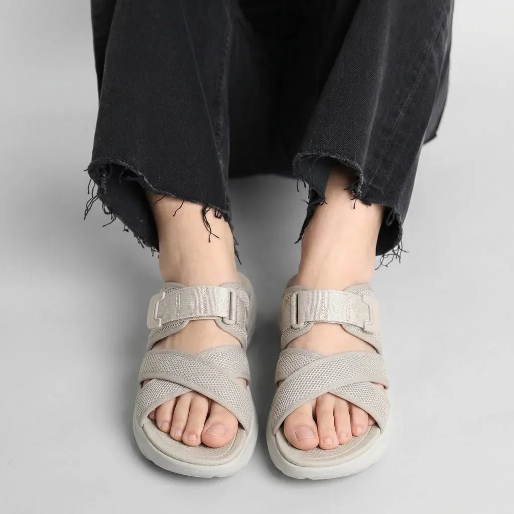 HaloM289-Beige-35Omega Walk