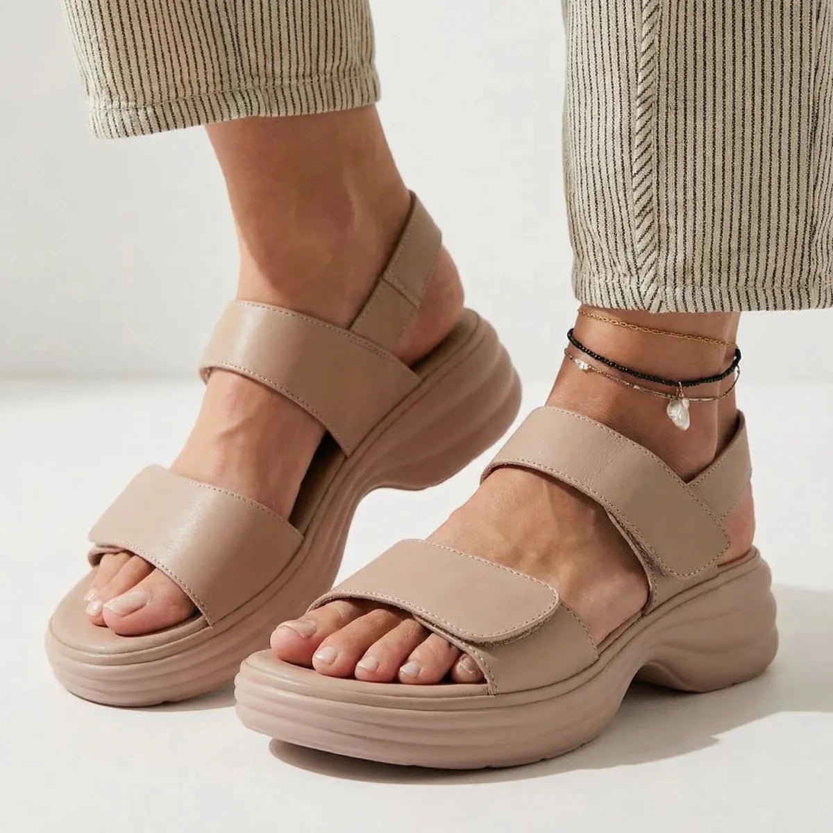 ModestyM276-Off-White-35Omega Walk