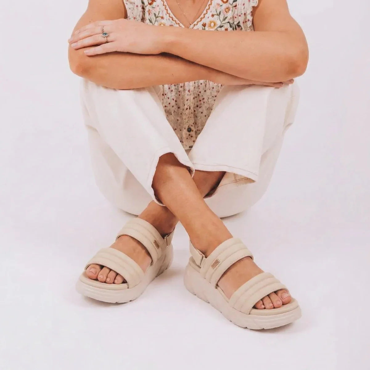 Align - Omega Walk - M275-Off-White-35