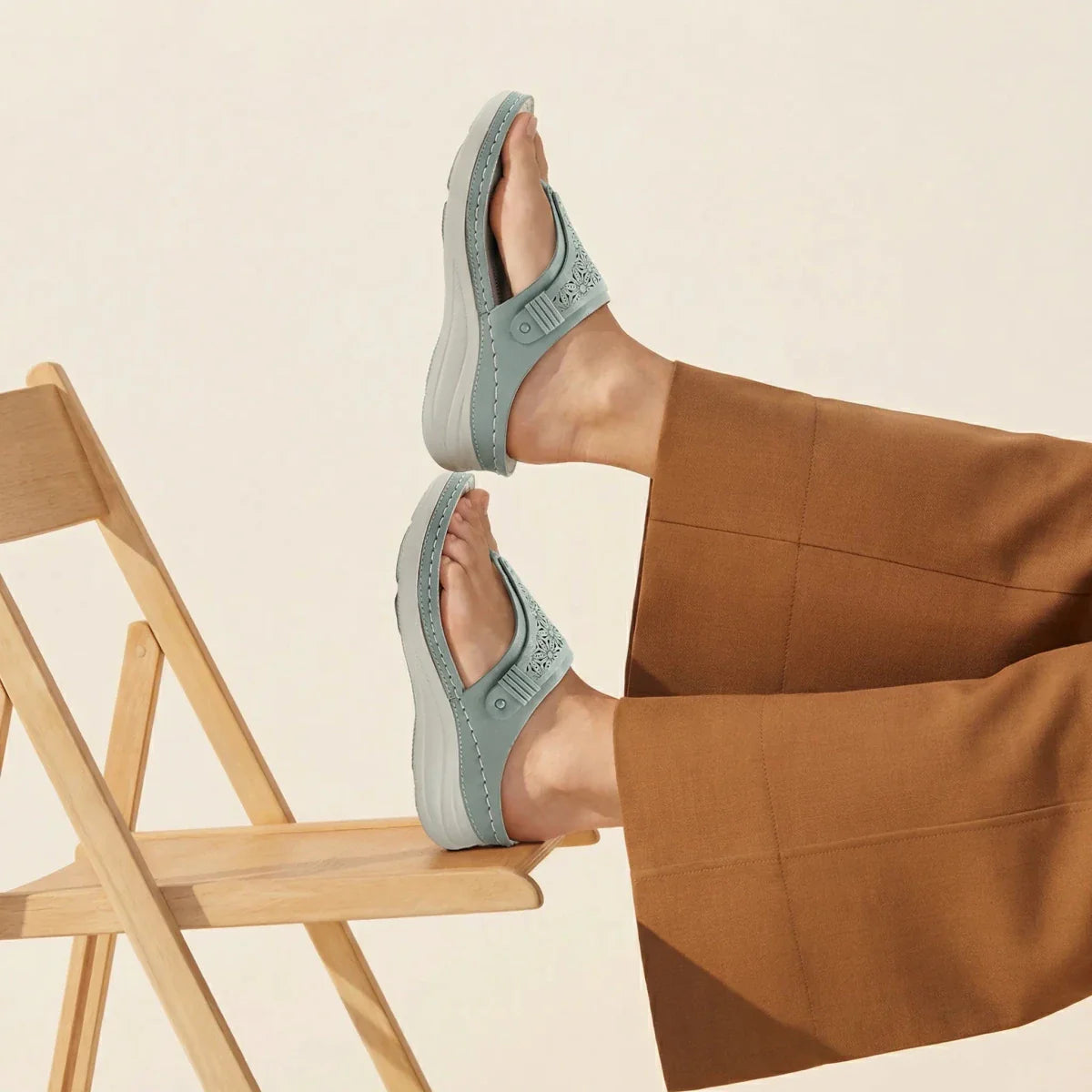 Grace - Omega Walk - M278-Green-36